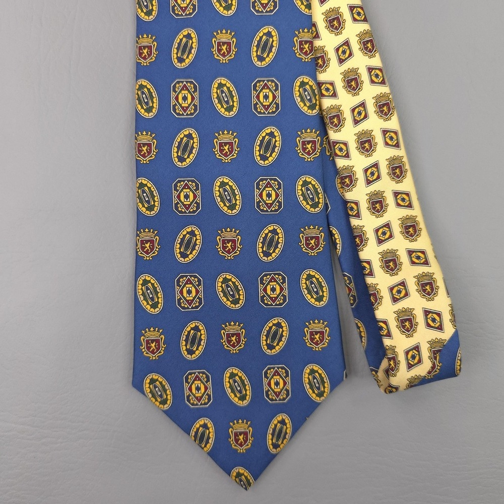 Vintage Tommy Hilfiger Tie Mens Blue‎ Silk Crest Geometric Preppy Made USA